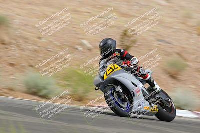 media/Jun-04-2022-WERA (Sat) [[b852bbbd55]]/Race 8 Superbike Expert Novice V7 HW/